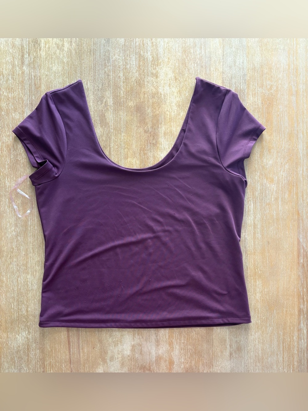 Old Navy short sleeve scoop neck tee in plum size XL